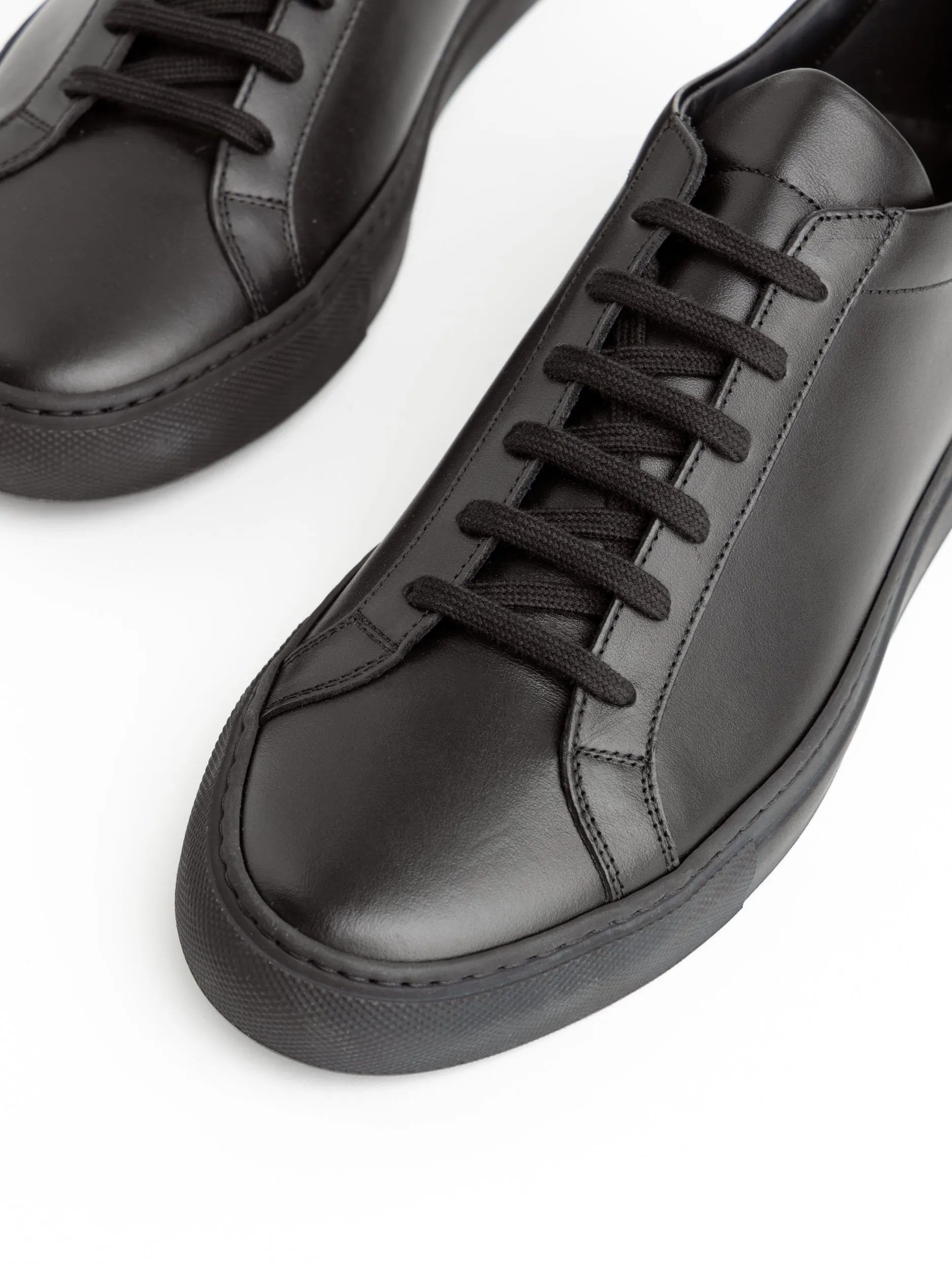 Black Achilles Low Sneakers