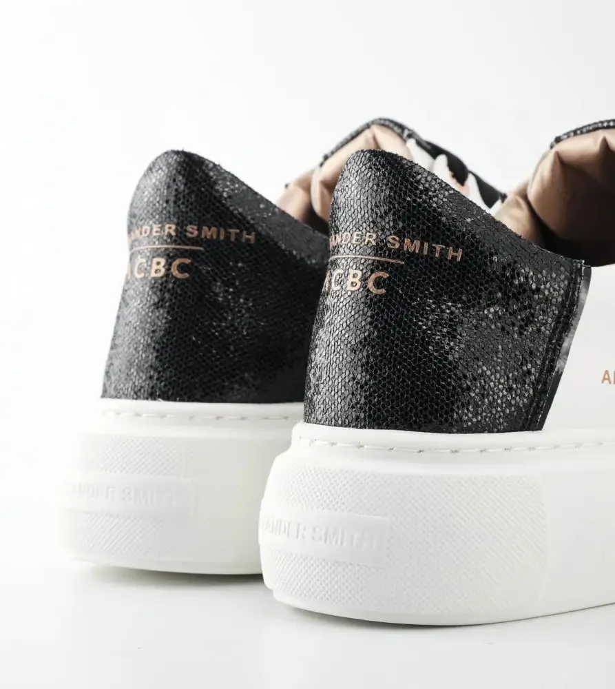 Greenwich Woman White Black