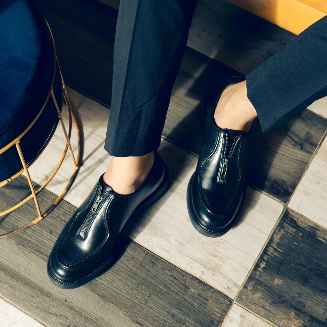 Monkstory Cosmopolitan Zip-Up Loafers  - Black