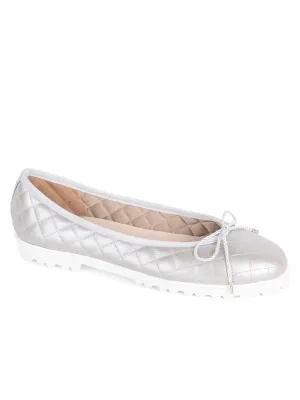 PAUL MAYER - BREEZE LUG SOLE BALLET - SIZE 9.5 - SILVER