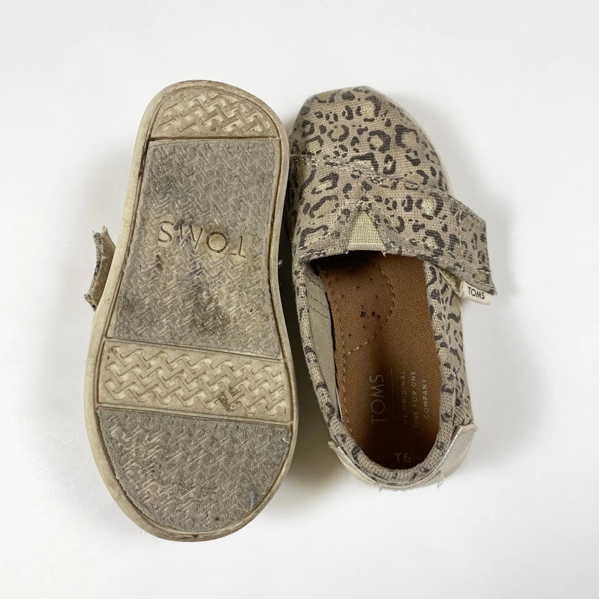 Toms leopard espadrilles 22