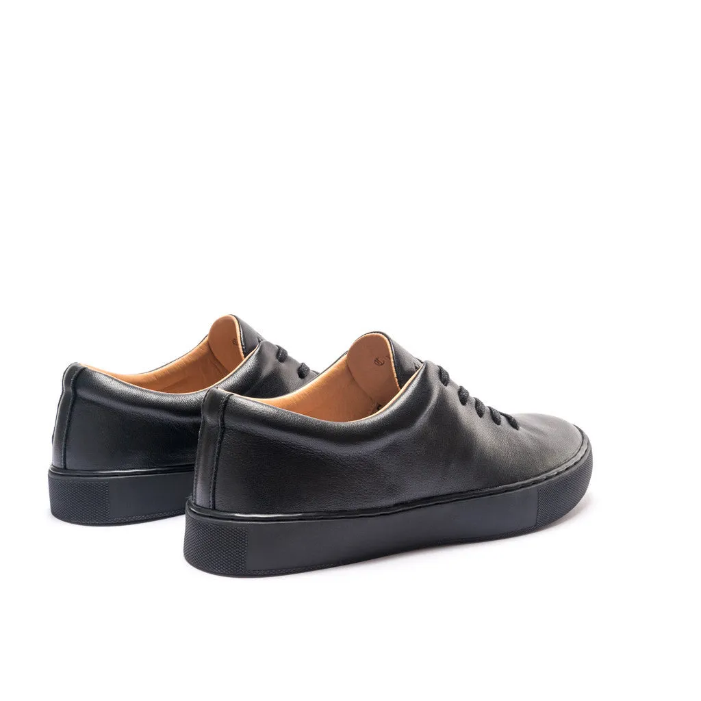 UPTON WHOLECUT SNEAKER - BLACK BLACK