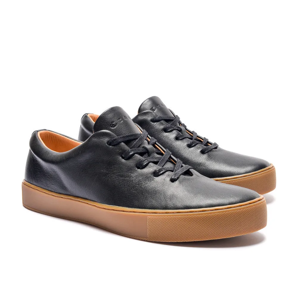 UPTON WHOLECUT SNEAKER - BLACK GUM